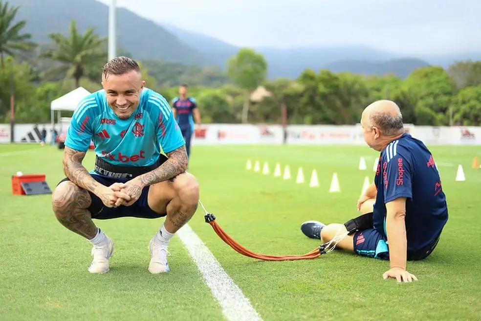 Cebolinha em treino físico no Flamengo