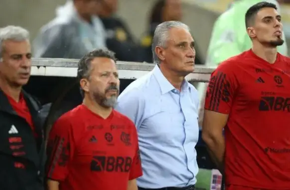 Cléber Xavier, Tite e Matheus Bachi (Foto: Gilvan de Souza/ Flamengo)