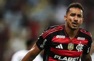 Danilo comemora gol do Flamengo sobre o Botafogo-PB (Foto: Gilvan de Souza/Flamengo)