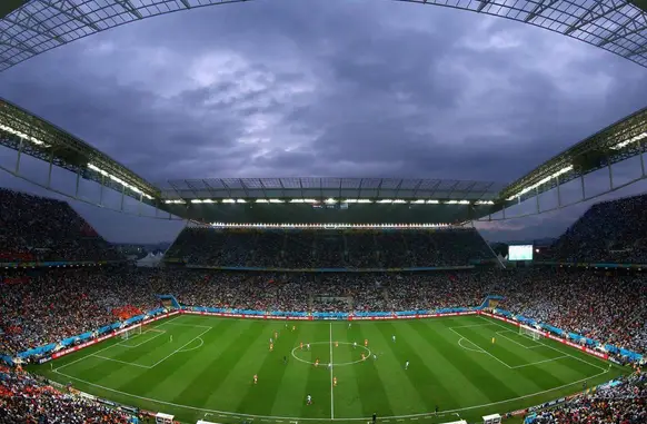 Dinheiro em alta, contas no vermelho: clubes do Brasil batem recorde de receita e dívida (Foto: Reprodução / Neo Quimíca Arena)
