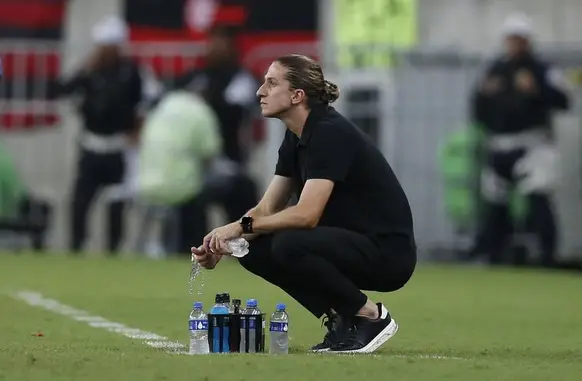 Filipe Luís durante o jogo entre Flamengo e Central Córdoba (Foto: Alexandre Cassiano)