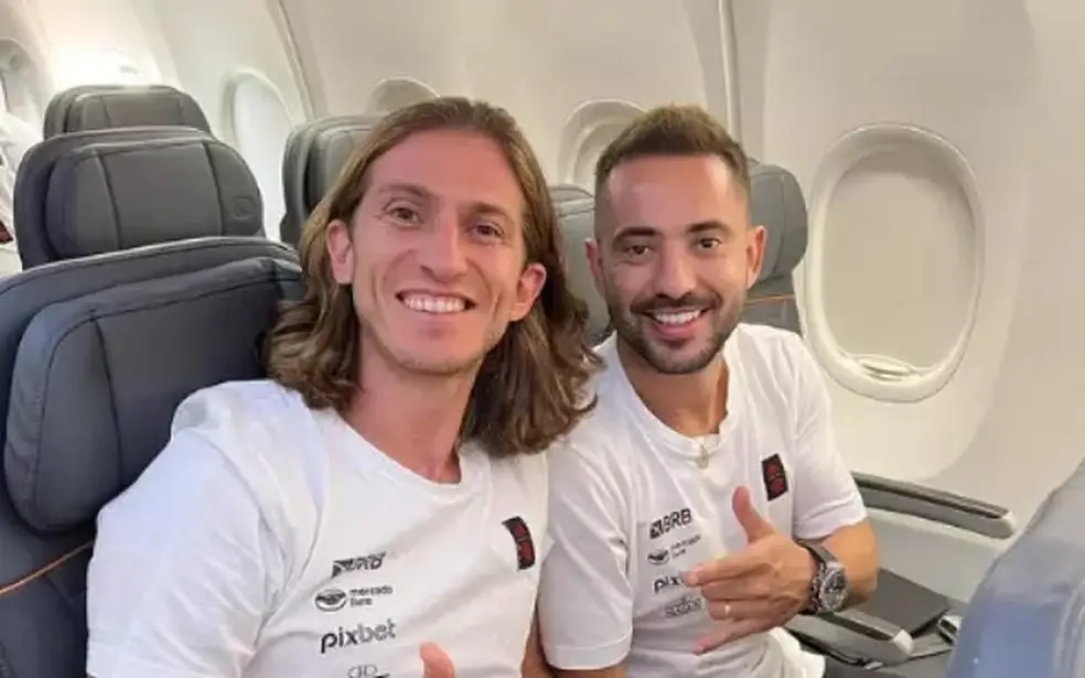 Filipe Luís e Everton Ribeiro nos tempos de Flamengo