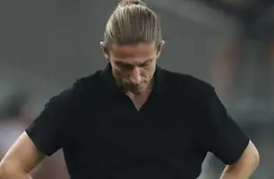 Filipe Luís perde sua primeira partida pelo Flamengo no Brasileirão 2025 (Foto: Reprodução)