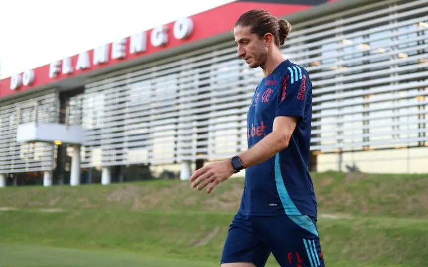 Filipe Luís reclama do calendário no Brasil e aponta ajustes necessários