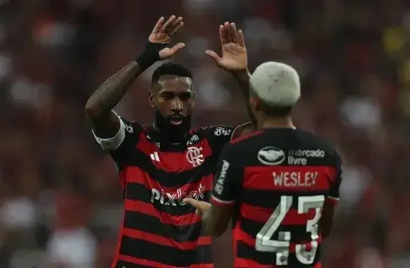 Gerson e Wesley formam dupla pelo Flamengo (Foto: Divulgação/Flamengo)