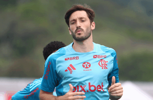 Matias Viña (Foto: Gilvan de Souza/Flamengo)