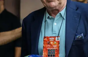 Novo técnico da seleção brasileira, Carlo Ancelotti esteve pela primeira vez no Maracanã (Foto: Divulgação / Maracanã / Rafael Arantes)