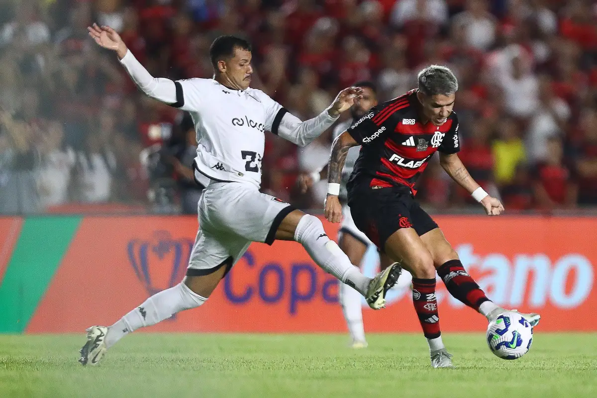 Rubro-Negro vence com boa atuação, mas tem pontaria abaixo do esperado para a equipe