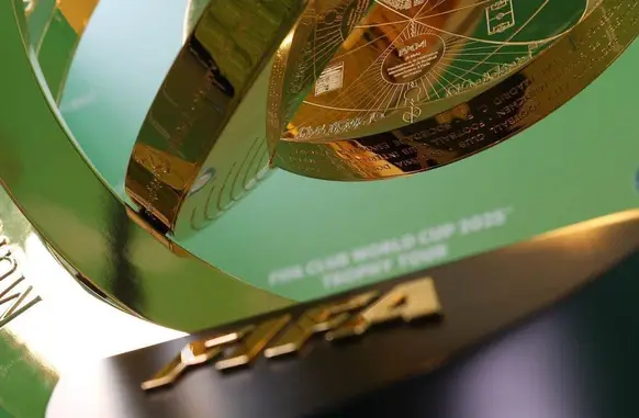 Troféu do Mundial de Clubes da Fifa (Foto: Cesar Greco/Palmeiras)