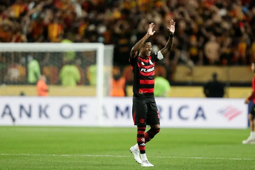 Bruno Henrique, durante jogo entre Flamengo e Esperánce