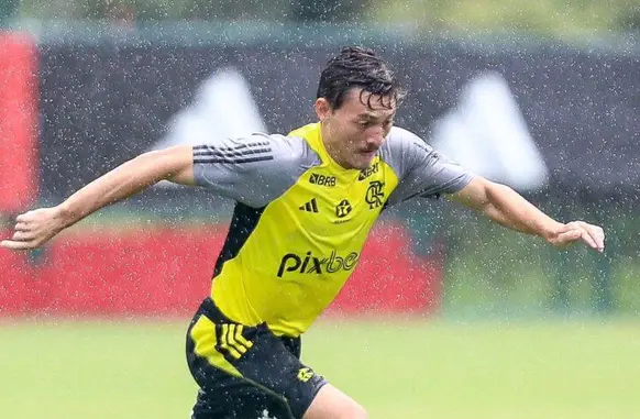 Caio Garcia (Foto: Reprodução/Flamengo)
