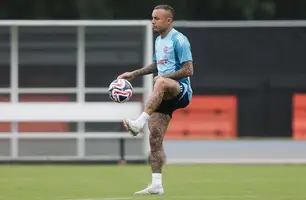 Cebolinha no treino do Flamengo, neste domingo (Foto: Gilvan de Souza/Flamengo)