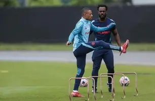 De la Cruz ainda na transição (Foto: Divulgação / Flamengo)