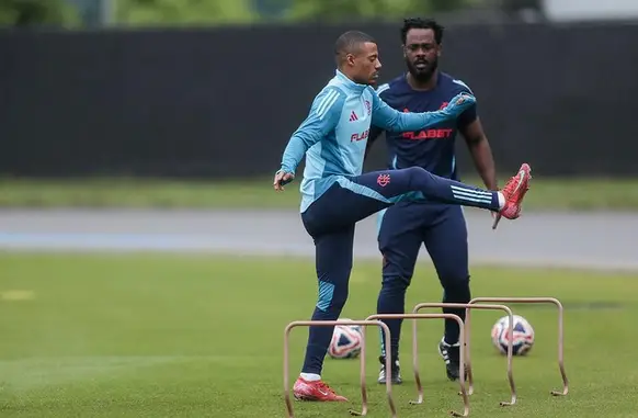 De la Cruz ainda na transição (Foto: Divulgação / Flamengo)