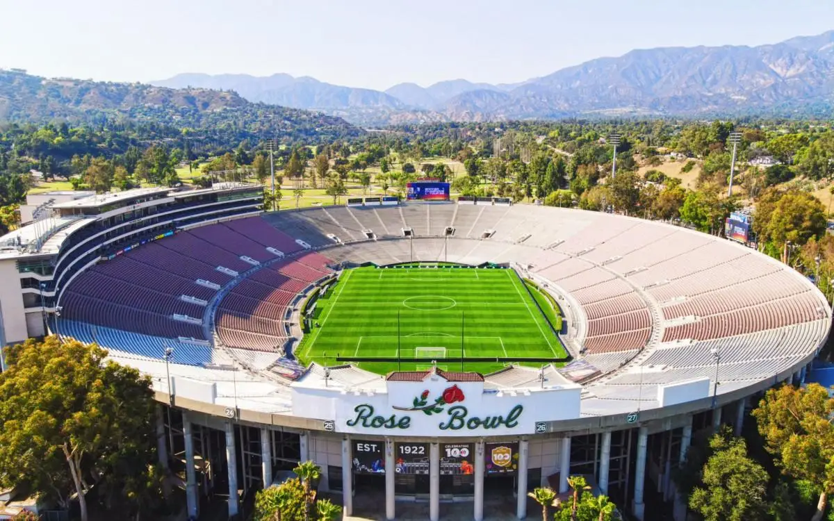 Estádio Rose Bowl, em Los Angeles.