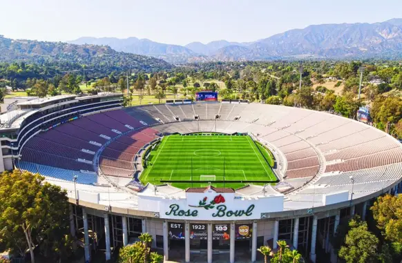 Estádio Rose Bowl, em Los Angeles. (Foto: Divulgação/X @RoseBowlStadium)
