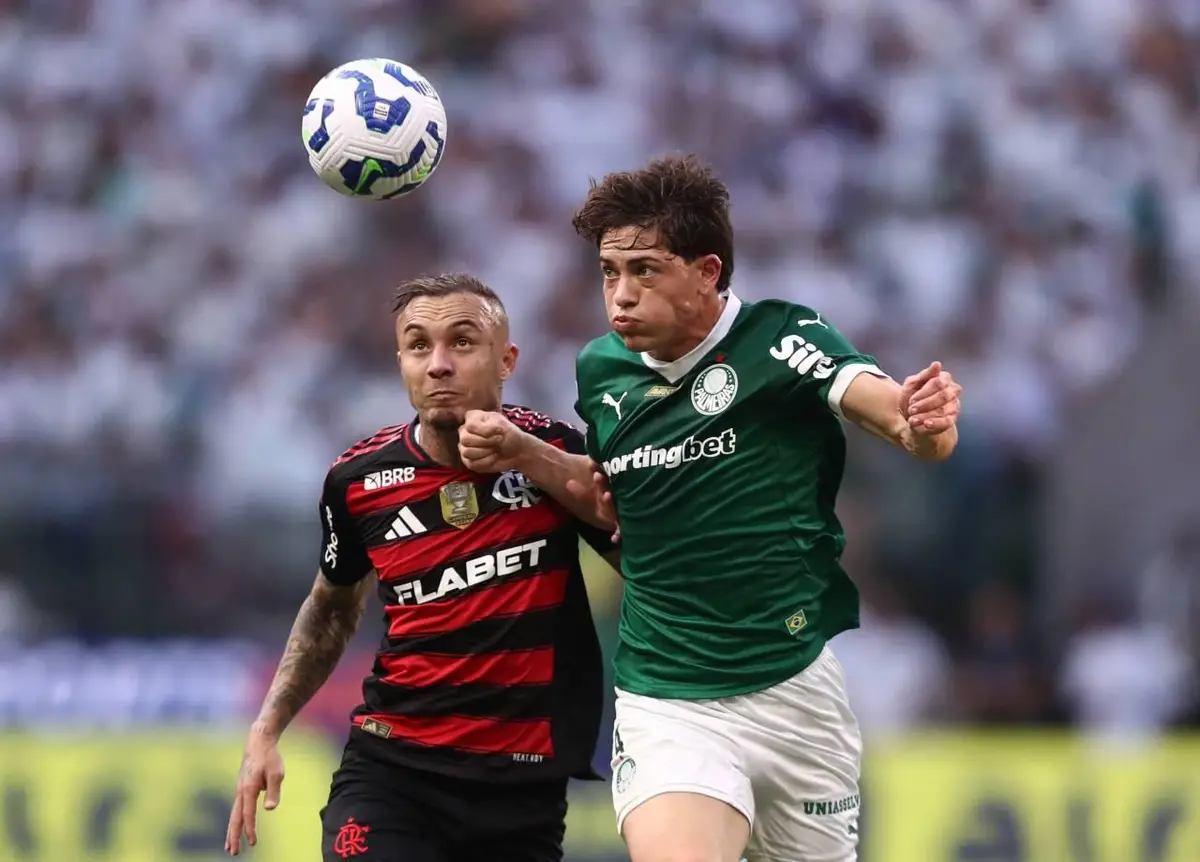 Éverton Cebolinha em confronto contra o Palmeiras