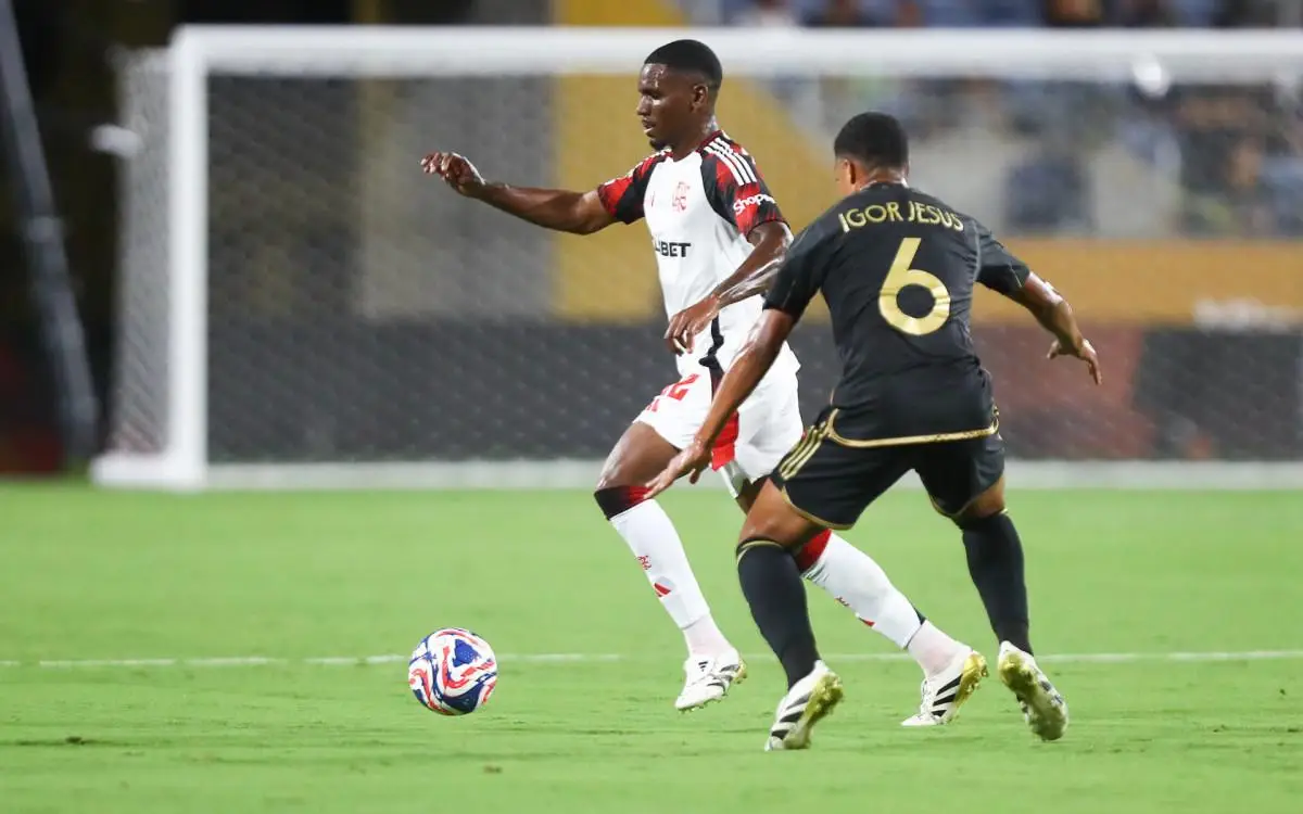 Evertton Araújo foi titular contra o Los Angeles FC