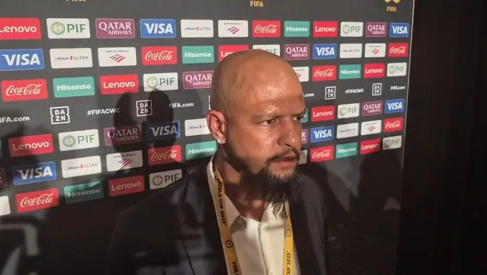 Felipe Melo em entrevista durante a Copa do Mundo de Clubes