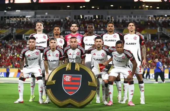 Flamengo foi o primeiro colocado do grupo D do Mundial, com duas vitórias e um empate (Foto: Gilvan de Souza/Flamengo)