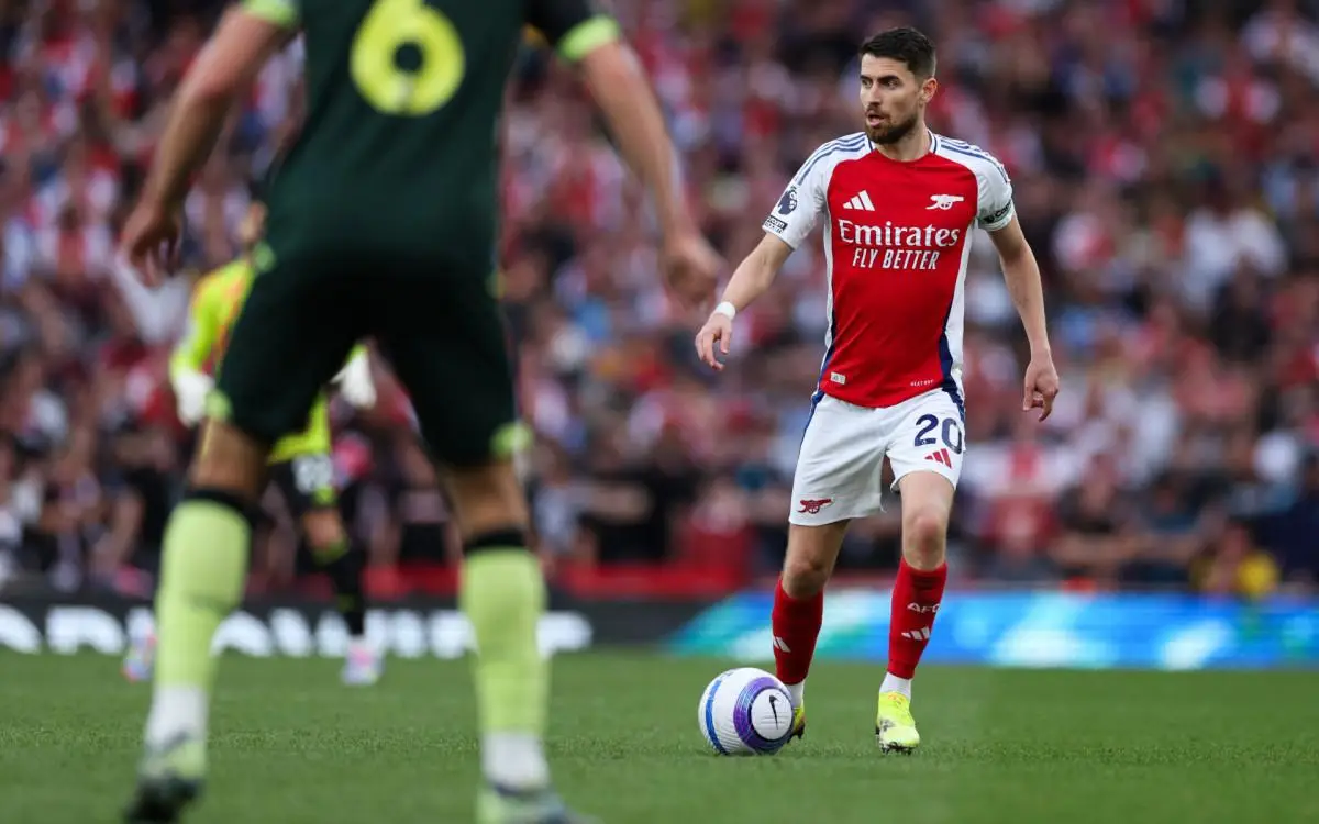 Jorginho deixa o Arsenal para jogar pela primeira vez no Brasil, pelo Flamengo