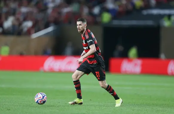Jorginho espera com ansiedade o jogo contra o Bayern de Munique, pelo Mundial de Clubes (Foto: Gilvan de Souza / Flamengo)