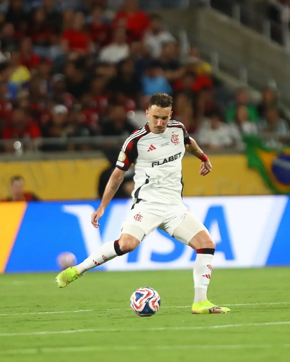 Léo Ortiz em ação Flamengo x Los Angeles FC