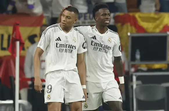 Mbappé Vini Jr Vinicius Junior Real Madrid Barcelona Copa do Rei (Foto: Julio Muñoz/EFE)