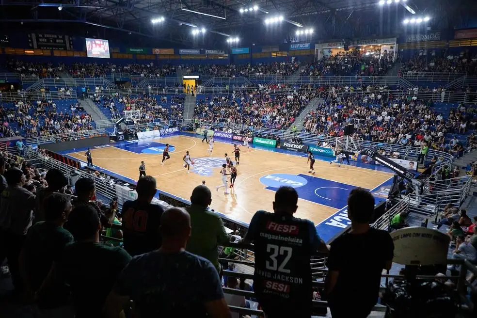 Pedrocão para Franca x Flamengo na semi do NBB