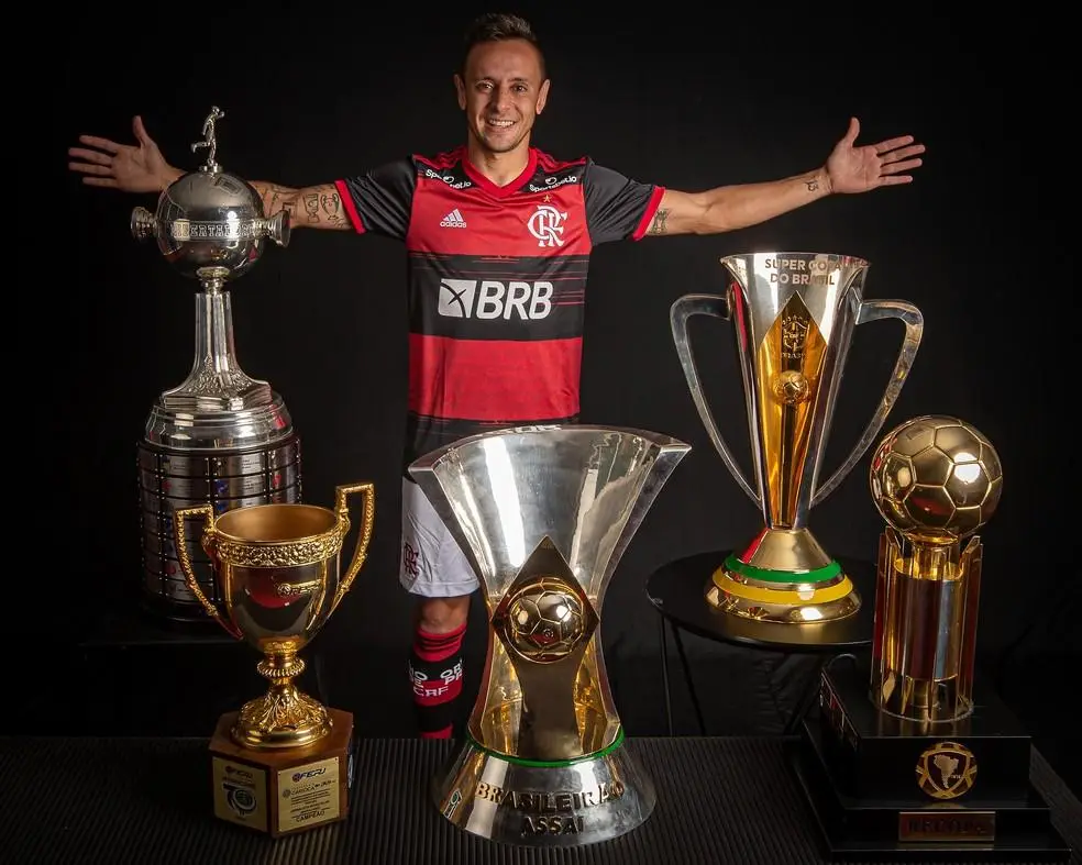 Rafinha foi multicampeão com a camisa do Flamengo