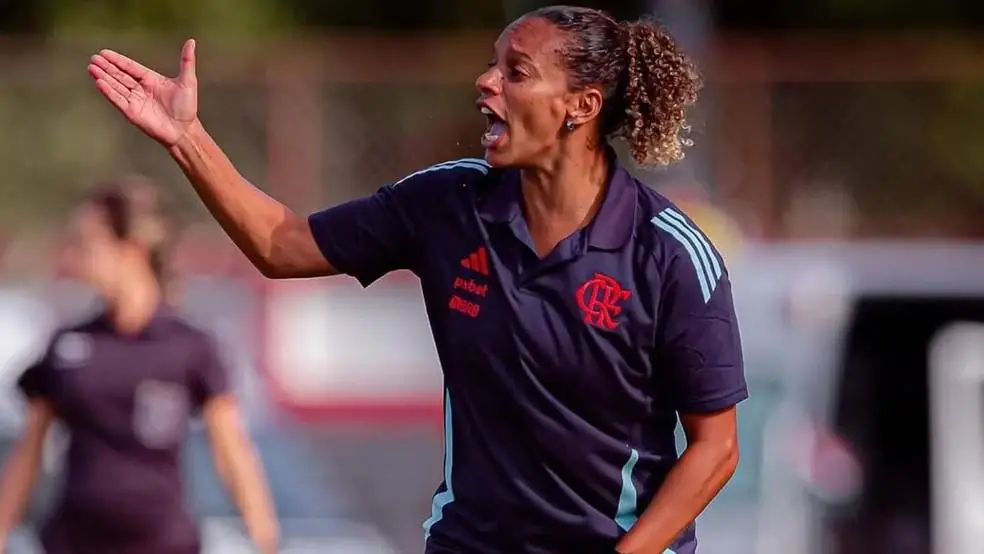 Rosana Augusto comandando o Flamengo