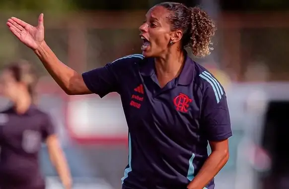 Rosana Augusto comandando o Flamengo (Foto: Flamengo/Divulgação)