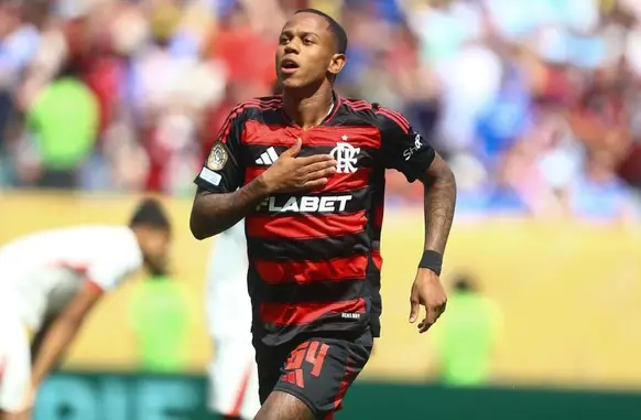 Wallace Yan marcou em vitória do Flamengo sobre o Chelsea (Foto: Gilvan de Souza/Flamengo)