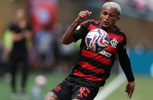 Wesley foi titular do Flamengo contra o Chelsea (Foto: CHARLY TRIBALLEAU / AFP)