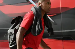 Alex Sandro antes de Flamengo x São Paulo (Foto: Gilvan de Souza/CRF)