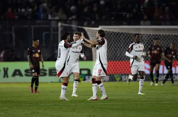 Bragantino x Flamengo (Foto: Joisel Amaral/AGIF)