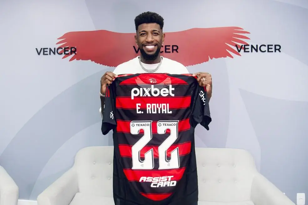 Emerson Royal é anunciado pelo Flamengo