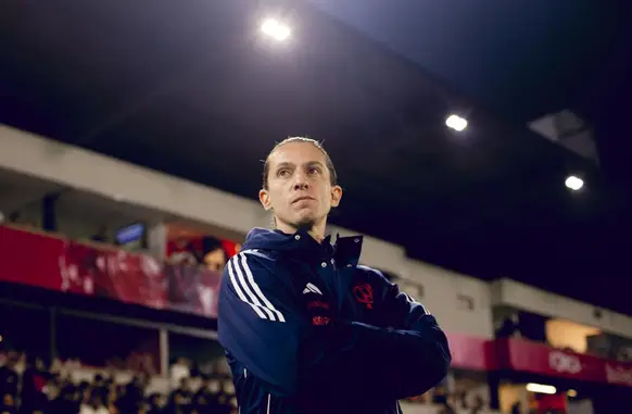 Filipe Luís é o técnico do Flamengo (Foto: Adriano Fontes/Flamengo)