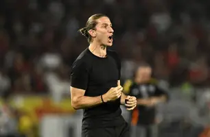 Filipe Luís em Flamengo x Atlético-MG no Brasileirão 2025 (Foto: André Durão)