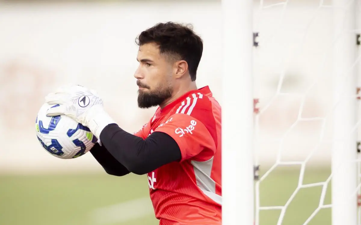 Matheus Cunha em treino do Flamengo
