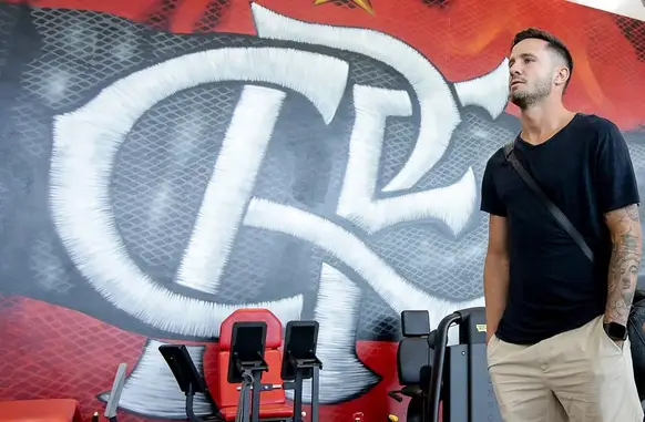 Saúl em seu primeiro dia no Flamengo (Foto: Gilvan de Souza / Flamengo)