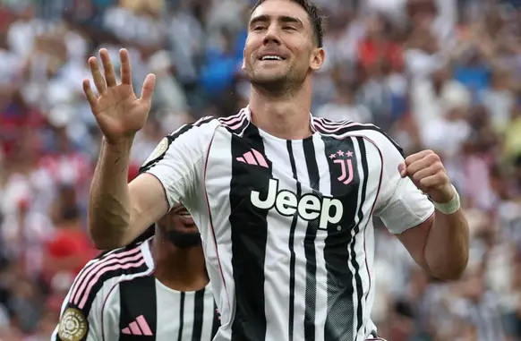 Vlahovic (Foto: FRANCK FIFE / AFP)