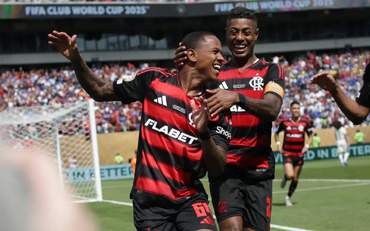 Wallace Yan e Bruno Henrique