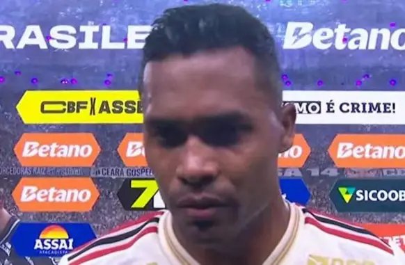 Alex Sandro (Foto: Reprodução)