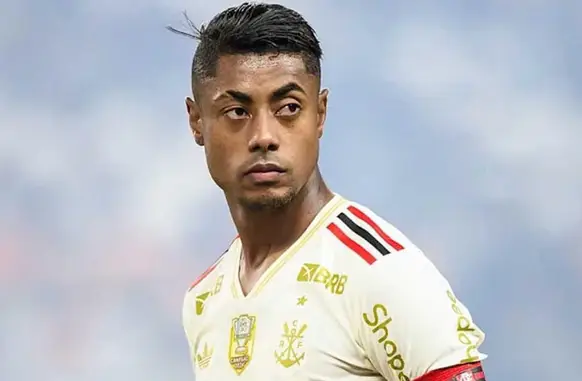 Bruno Henrique, do Flamengo, em ação contra o Ceará (Foto: Sports Press)