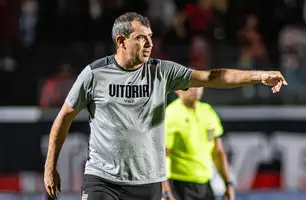 Fábio Carille no Vitória (Foto: Victor Ferreira/ Vitória)