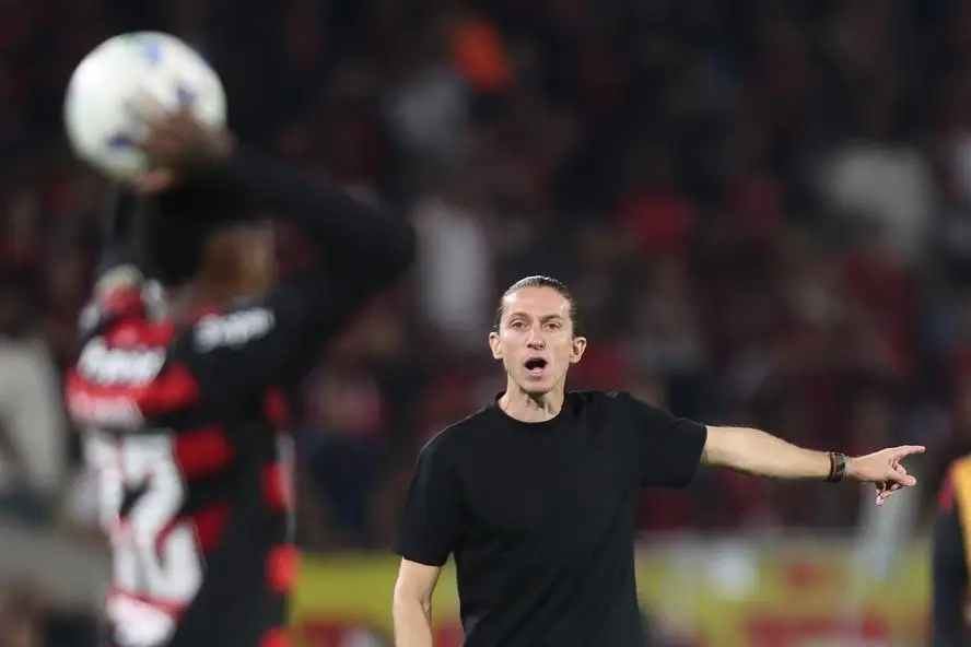 Filipe Luís durante Flamengo x Internacional pela Libertadores