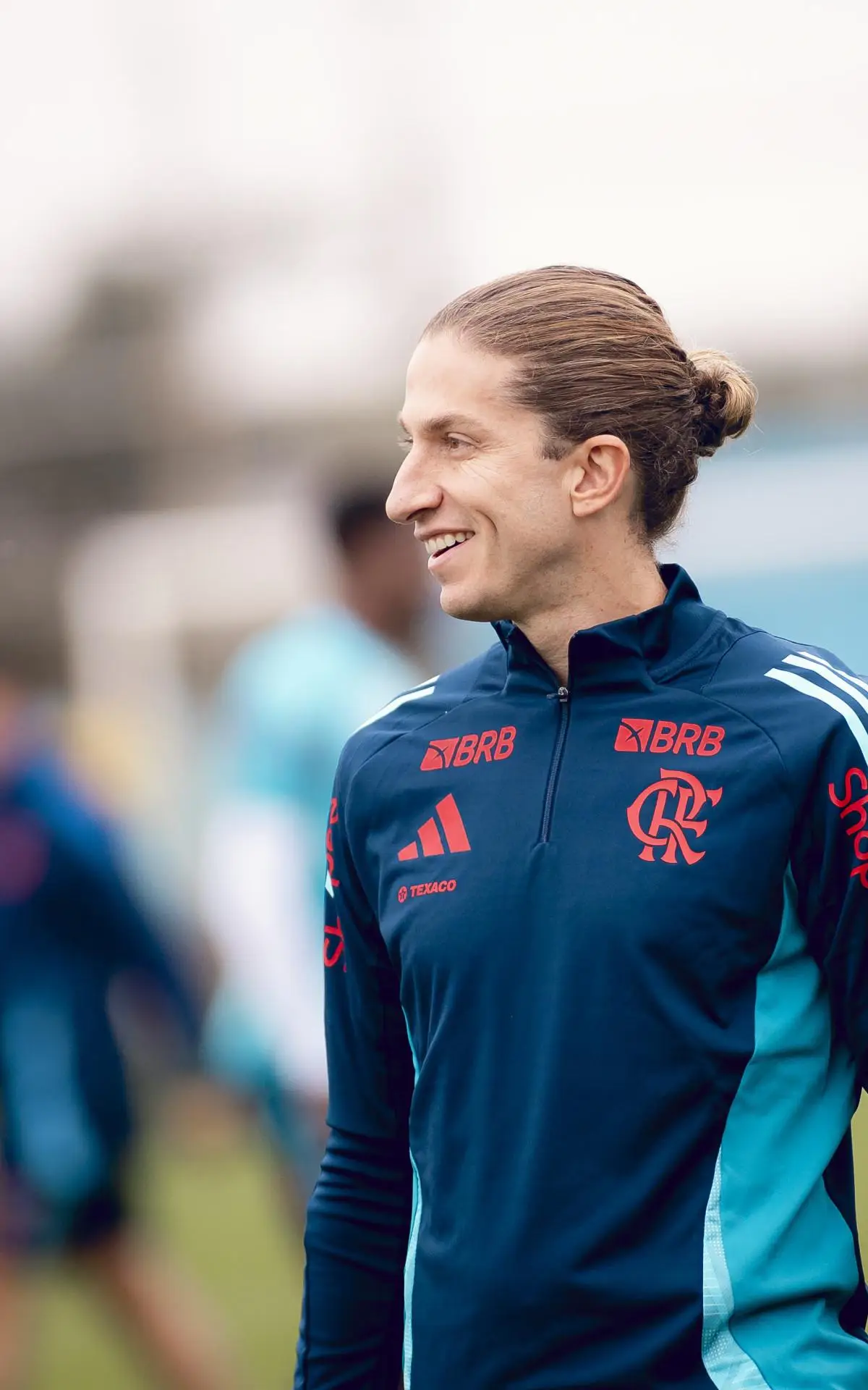 Filipe Luís em treino do Flamengo
