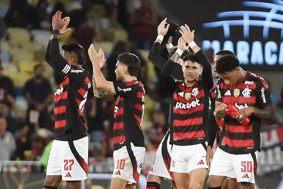 Flamengo sustenta a melhor defesa do Brasileirão: oito gols sofridos