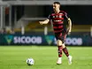 Napoli envia representantes ao Brasil para observar zagueiro do Flamengo